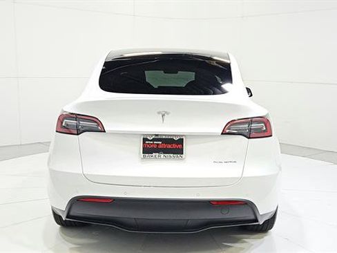 Used 2021 Tesla Model Y Long Range AWD/4WD image 7