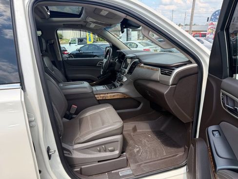 Used 2015 GMC Yukon Denali w/ Open Road Package AWD/4WD image 46