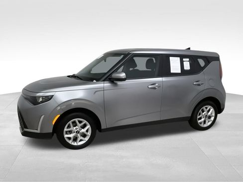 Certified 2024 Kia Soul LX w/ Option Group 015 FWD image 6