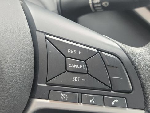 Used 2023 Nissan Altima 2.5 SV FWD image 21