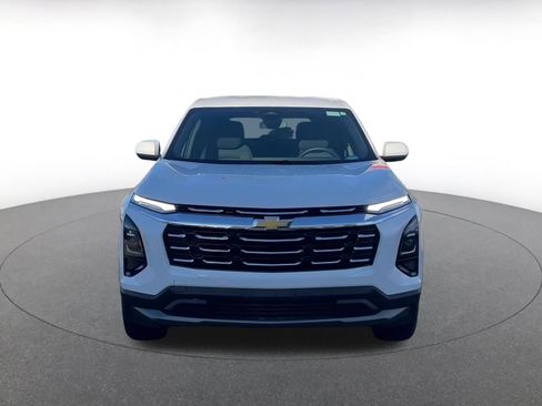 Used 2025 Chevrolet Equinox LT image 4