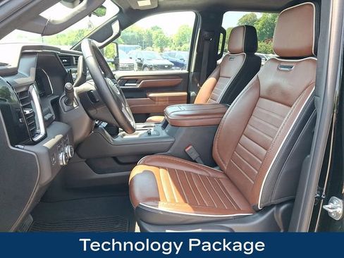Used 2025 GMC Sierra 2500 Denali Ultimate AWD/4WD image 2