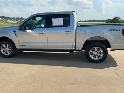 Used 2024 Ford F150 XLT w/ Mobile Office Package AWD/4WD image 6