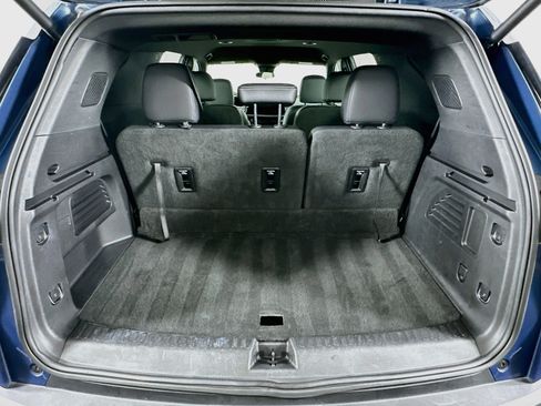 Used 2026 Chevrolet Traverse LT FWD image 30