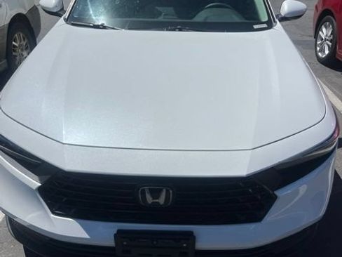 Used 2023 Honda Accord LX image 3