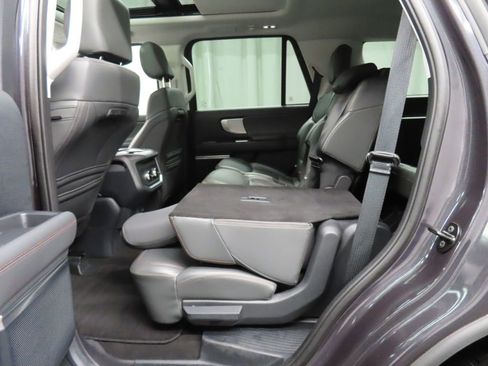Used 2025 Ford Expedition Active AWD/4WD image 51