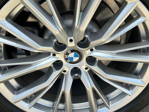 Used 2024 BMW 330i xDrive Sedan w/ Premium Package AWD/4WD image 34