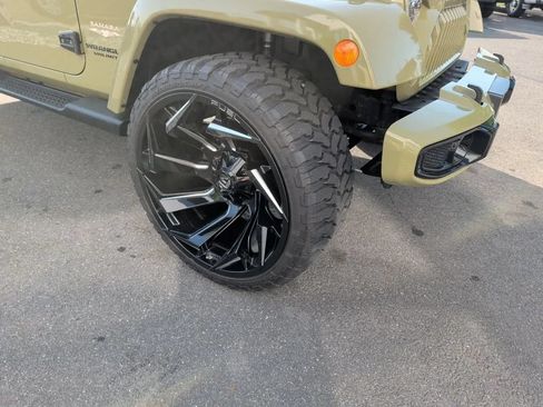 Used 2013 Jeep Wrangler Unlimited Sahara w/ Connectivity Group AWD/4WD image 4