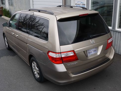 Used 2006 Honda Odyssey EX-L image 17