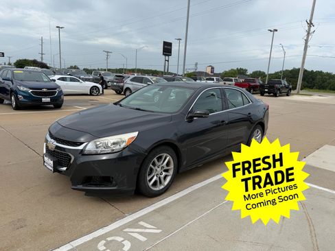Used 2015 Chevrolet Malibu LT w/ Power Convenience Package FWD image 1