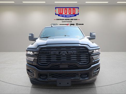 Used 2025 RAM 3500 Big Horn AWD/4WD image 13