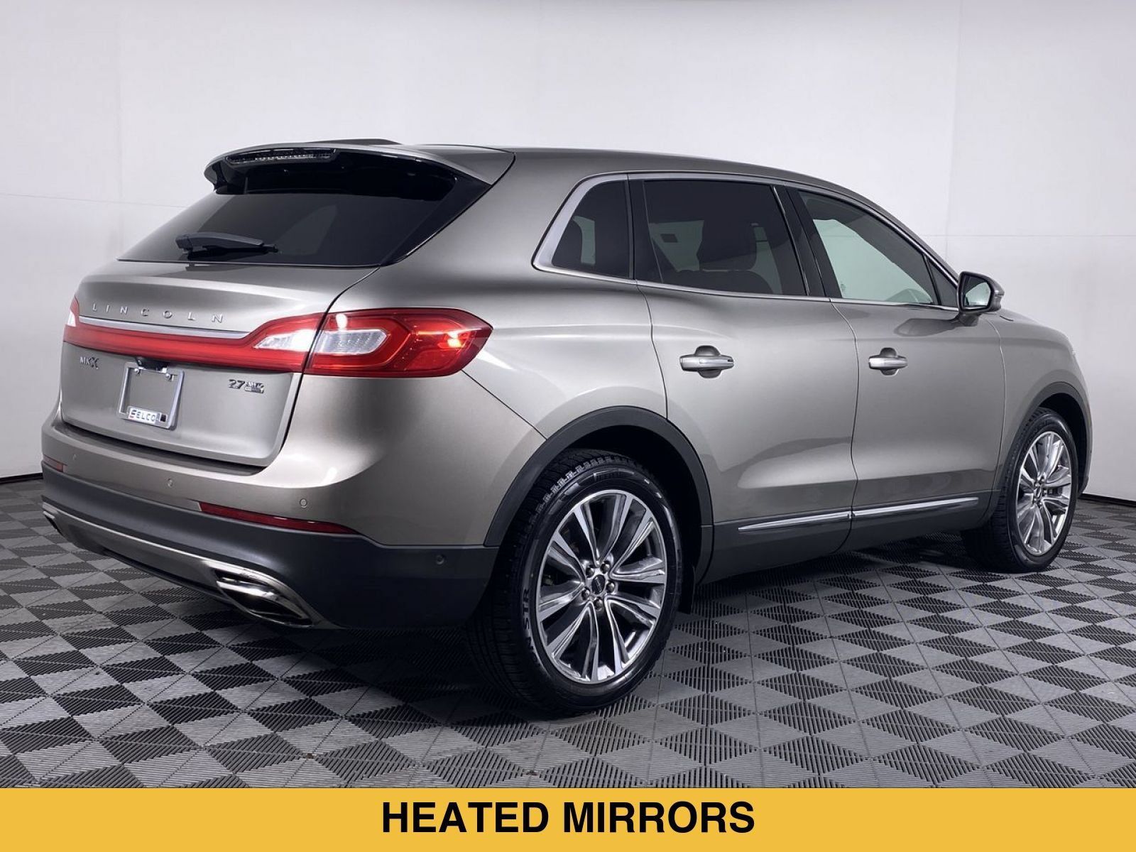 Used 2016 Lincoln MKX Reserve w/ Luxury Package AWD/4WD image 20