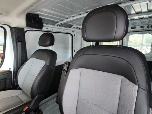 New 2025 RAM ProMaster 1500 w/ Convenience Group FWD image 44