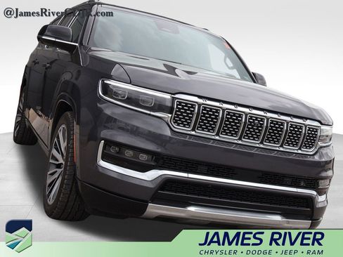 Used 2024 Jeep Grand Wagoneer L Series III AWD/4WD image 6