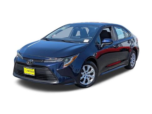 Used 2024 Toyota Corolla LE FWD image 1