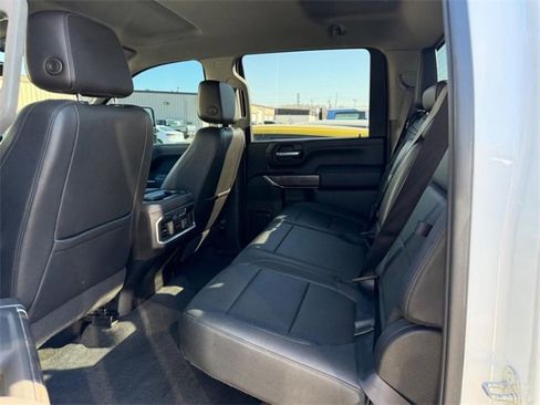 Used 2021 Chevrolet Silverado 2500 LTZ w/ LTZ Convenience Package image 6