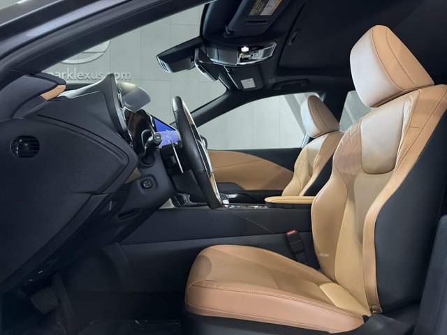 Certified 2025 Lexus RX 350 Premium w/ Accessory Package (Z1) FWD image 7