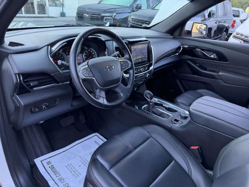 Certified 2023 Chevrolet Traverse RS AWD/4WD image 11