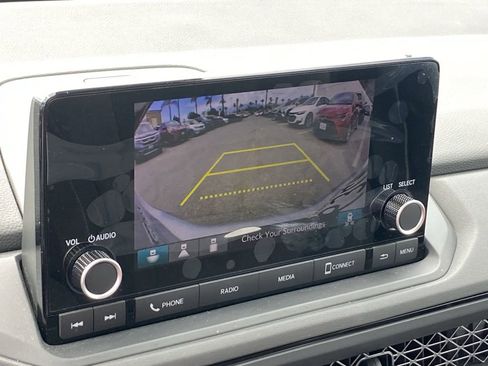 Used 2023 Honda Accord EX image 8