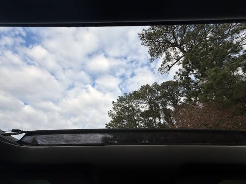 Used 2021 GMC Sierra 1500 Denali w/ Driver Alert Package II image 16