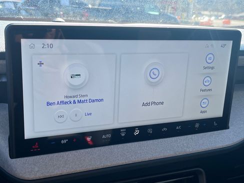 New 2025 Ford Maverick XLT w/ XLT Luxury Package image 10