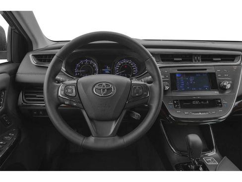 Used 2015 Toyota Avalon XLE FWD image 4