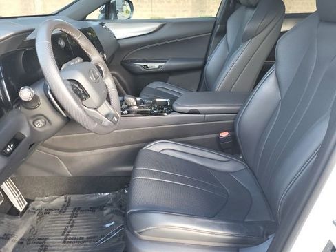 Used 2023 Lexus NX 350 F Sport image 13