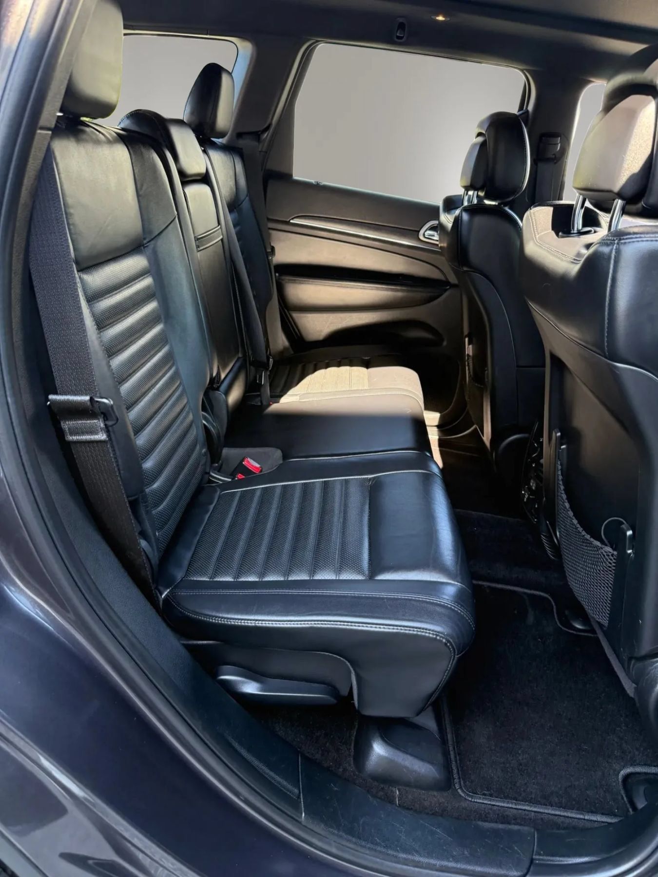 Used 2018 Jeep Grand Cherokee Limited AWD/4WD image 39
