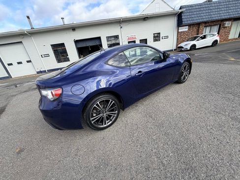 Used 2013 Scion FR-S image 9