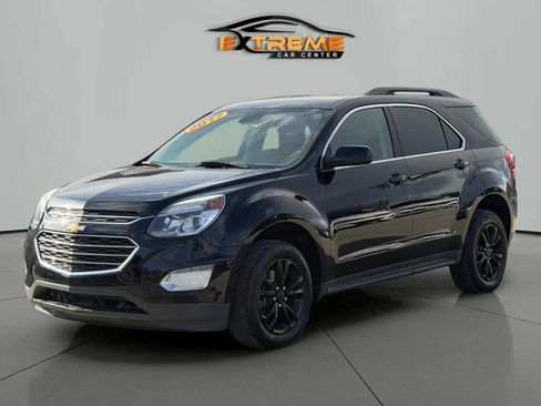 Used 2017 Chevrolet Equinox LT w/ Convenience Package image 2