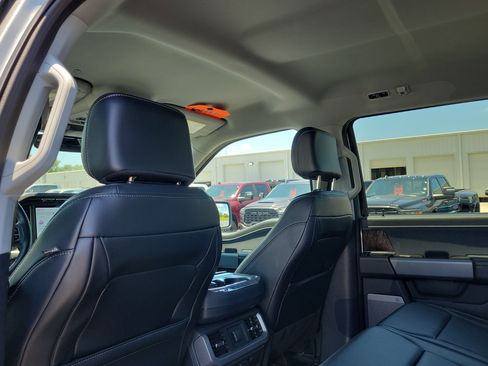 Used 2023 Ford F150 Lariat w/ Trailer Tow Package AWD/4WD image 13