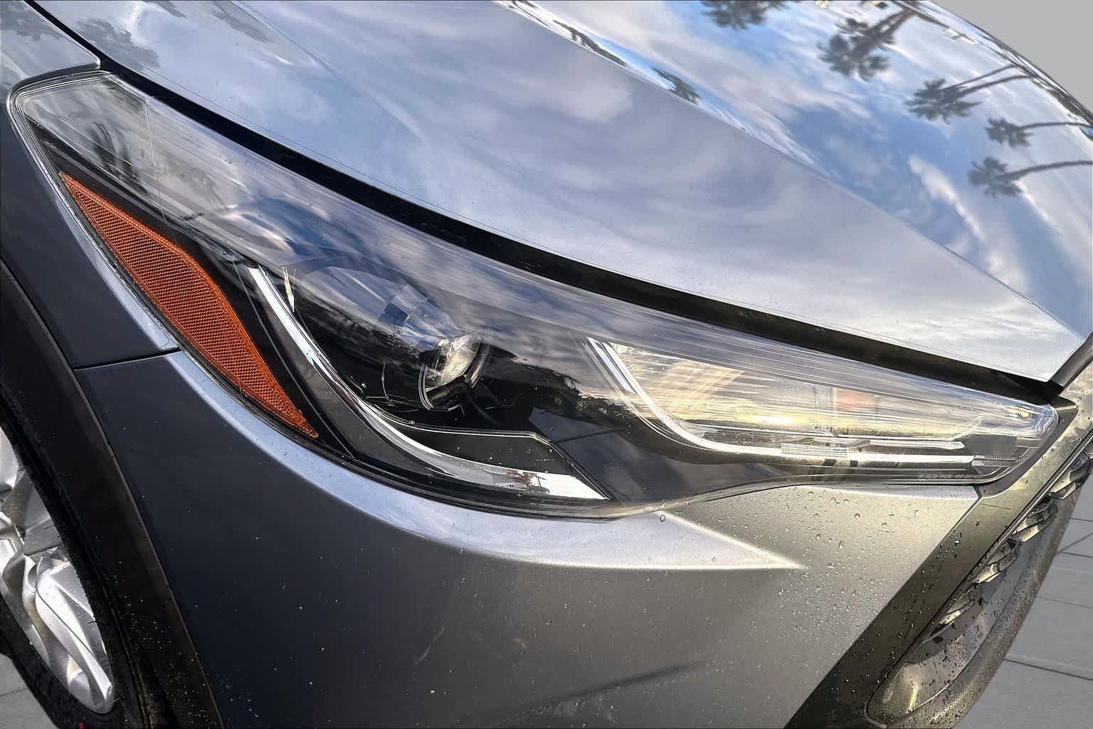 Used 2022 Toyota Corolla Cross LE w/ Black Badges Package (TMS) FWD image 27