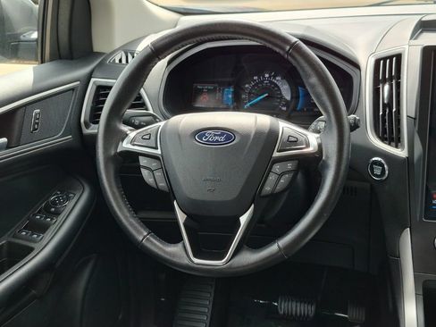 Used 2024 Ford Edge SEL AWD/4WD image 11