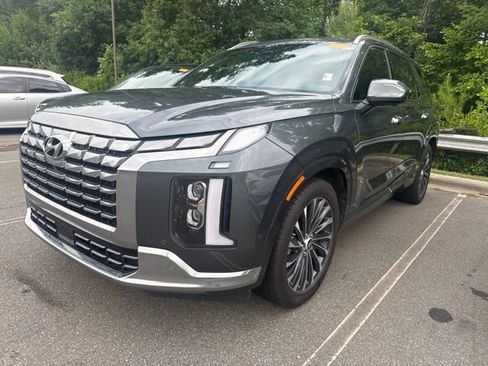 Certified 2023 Hyundai Palisade Calligraphy FWD image 1