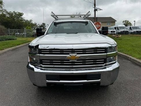 Used 2015 Chevrolet Silverado 2500 W/T w/ WT Convenience Package AWD/4WD image 2