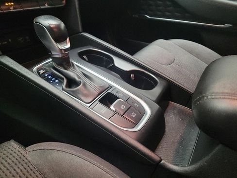 Used 2020 Hyundai Santa Fe SEL w/ Convenience Package image 26