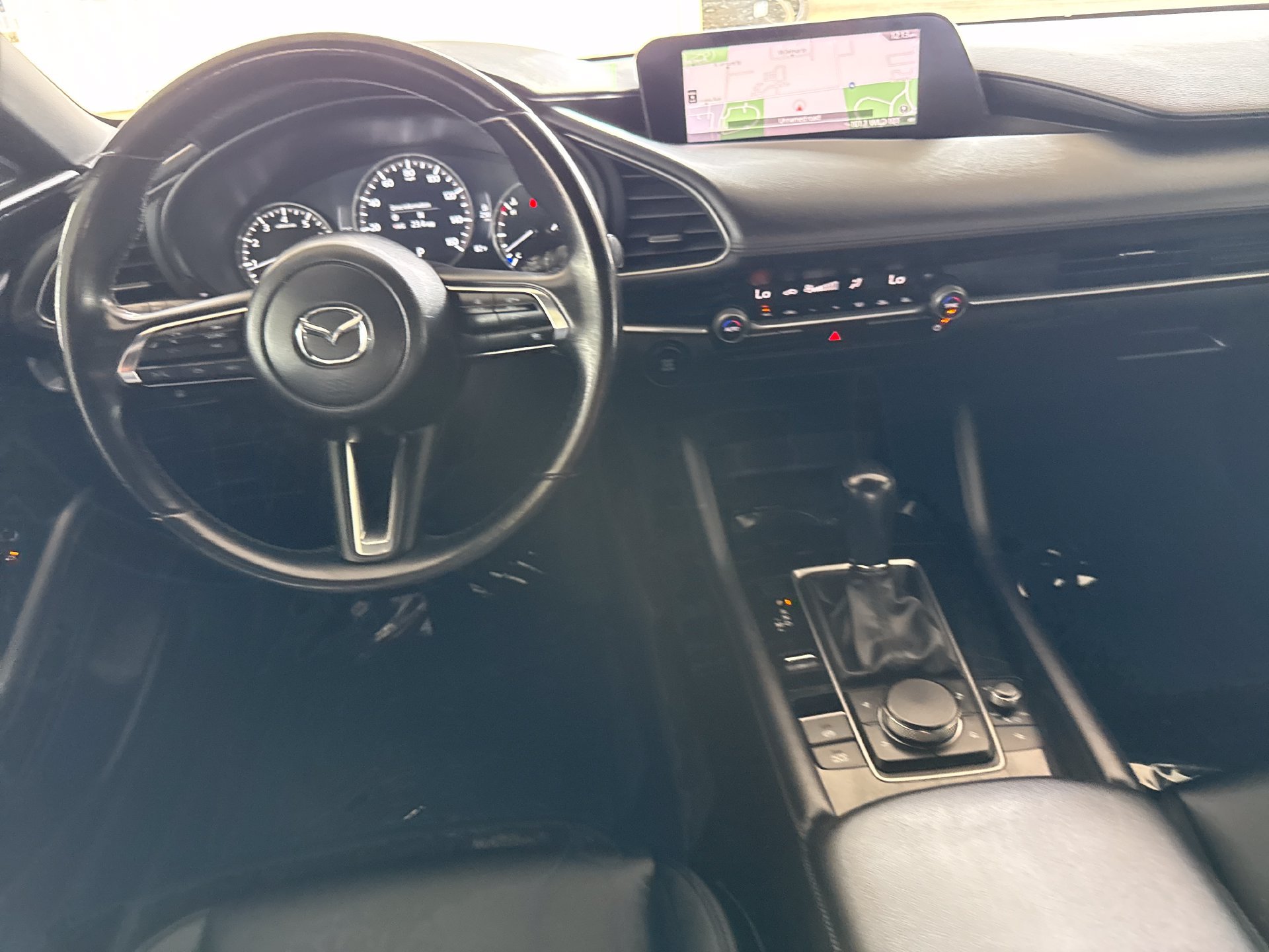 Used 2024 MAZDA MAZDA3 s FWD image 11