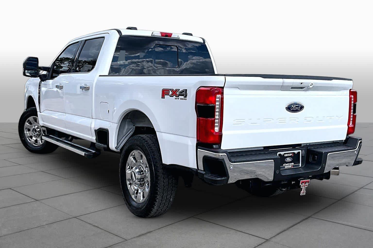 Used 2025 Ford F250 Lariat w/ Chrome Package AWD/4WD image 12