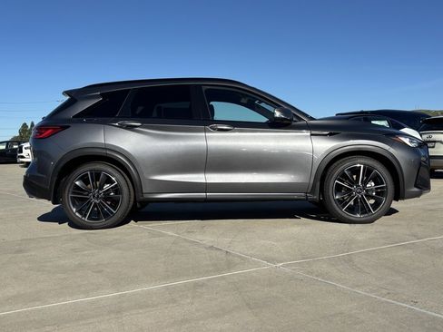 New 2025 INFINITI QX50 Sport image 2