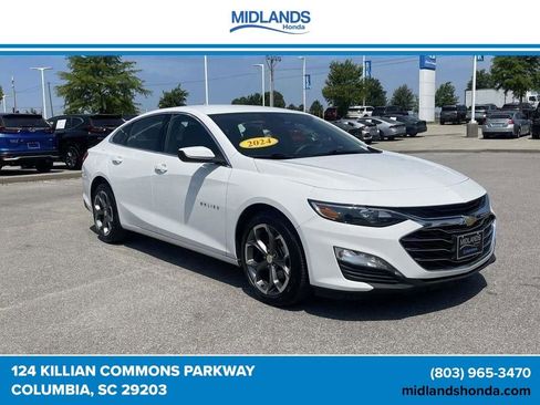Used 2024 Chevrolet Malibu LT FWD image 1