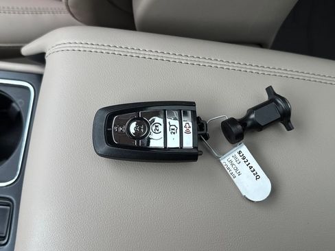 Certified 2023 Lincoln Corsair Reserve w/ Equipment Group 202A image 29