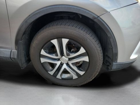 Used 2017 Toyota RAV4 LE image 27