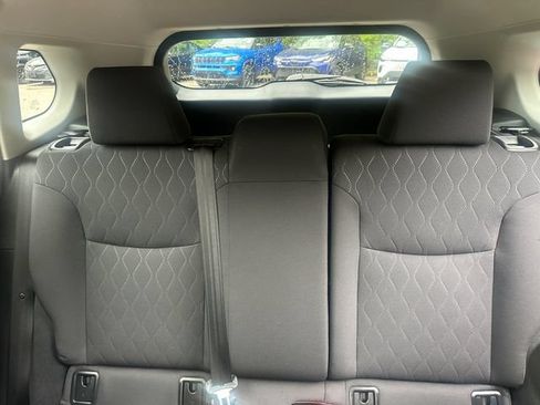 Used 2025 Toyota Corolla Cross LE w/ Moonroof Package AWD/4WD image 27