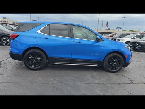 Used 2024 Chevrolet Equinox LT w/ LPO, Floor Liner Package AWD/4WD image 9