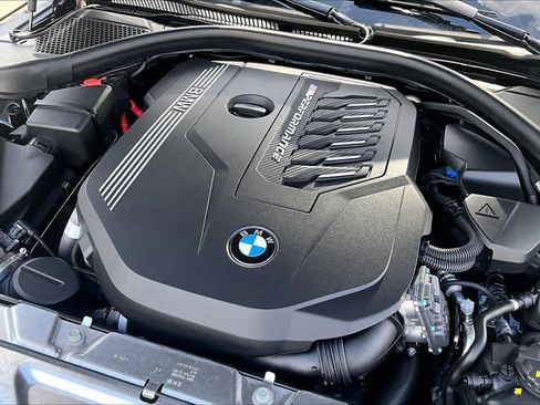 Used 2025 BMW M240i Coupe RWD image 29