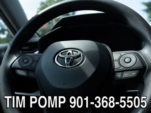 Used 2021 Toyota RAV4 LE FWD image 29