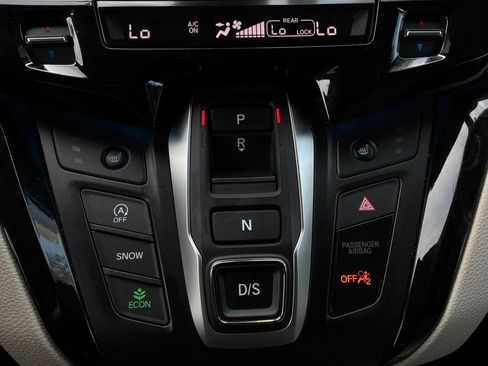 Used 2025 Honda Odyssey Touring image 34