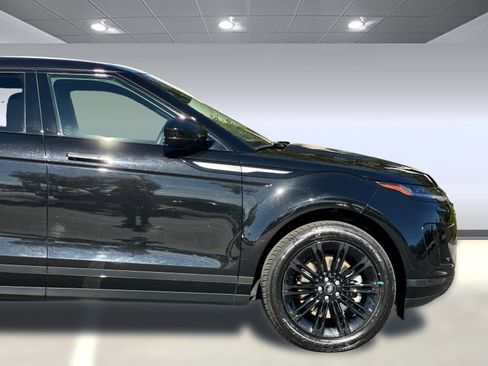 Used 2025 Land Rover Range Rover Evoque S image 36