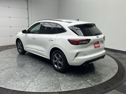 Certified 2023 Ford Escape ST-Line w/ Tech Pack #1 AWD/4WD image 2