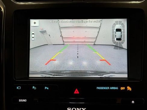 Certified 2018 Ford Explorer Limited w/ Equipment Group 301A FWD image 30